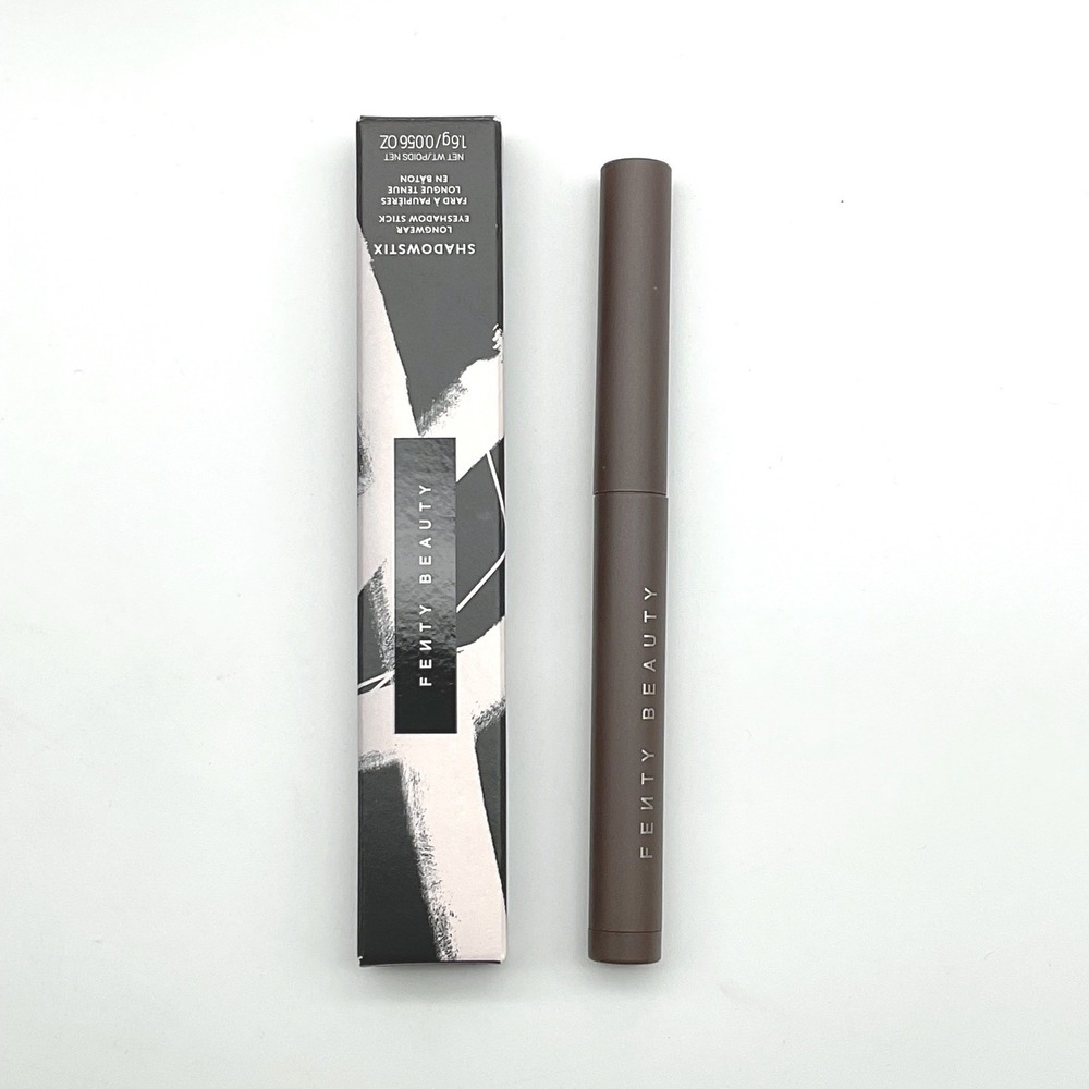 Fenty Beauty Shadowstix Longwear Eyeshadow Stick Brownie Badd'r 15 Matte Brown‎